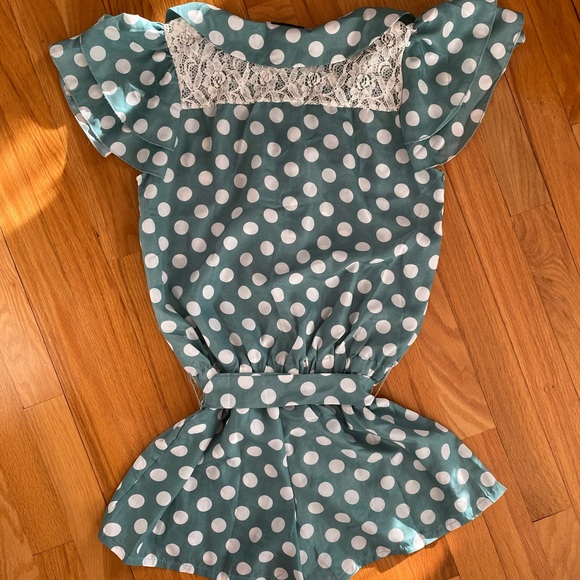 Cute Polka dot Romper - Picture 6 of 6